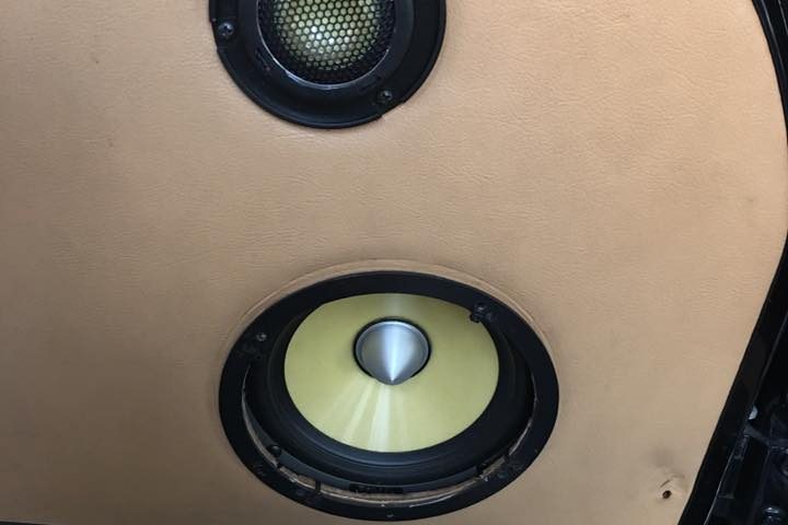 1990-porsche-focal-kevlar-speakers-mosconi-dsp-install-melbourne-fl-explicit-customs (1)