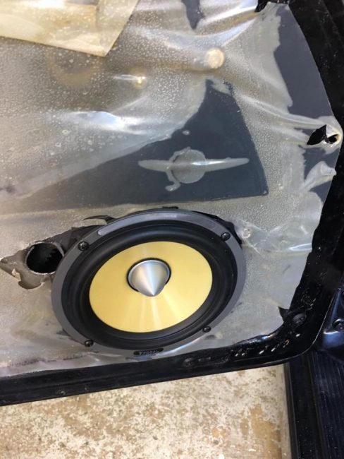 1990-porsche-focal-kevlar-speakers-mosconi-dsp-install-melbourne-fl-explicit-customs (1)