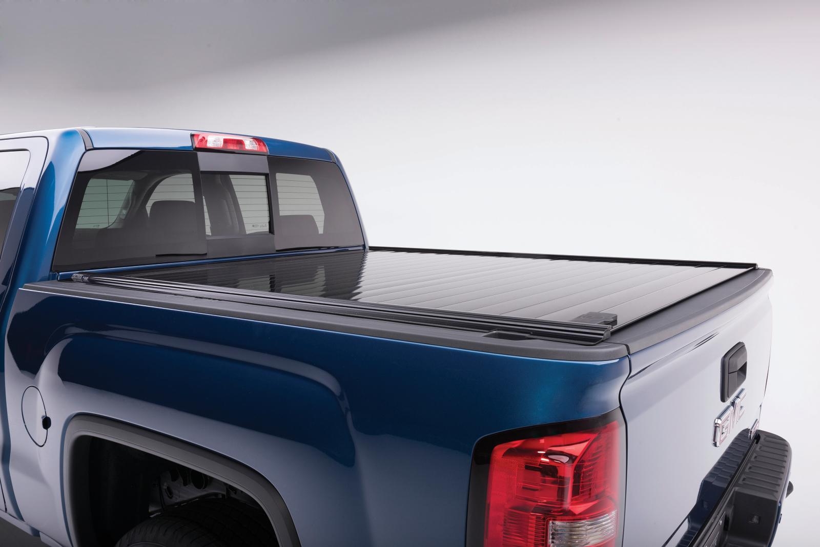 Retrax Pro aluminum retractable pickup truck bed cover sales and installation in Melbourne by Explicit Customs